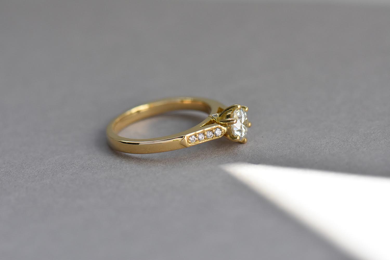 ELIZA ENGAGEMENT RING charlotte-penman-2