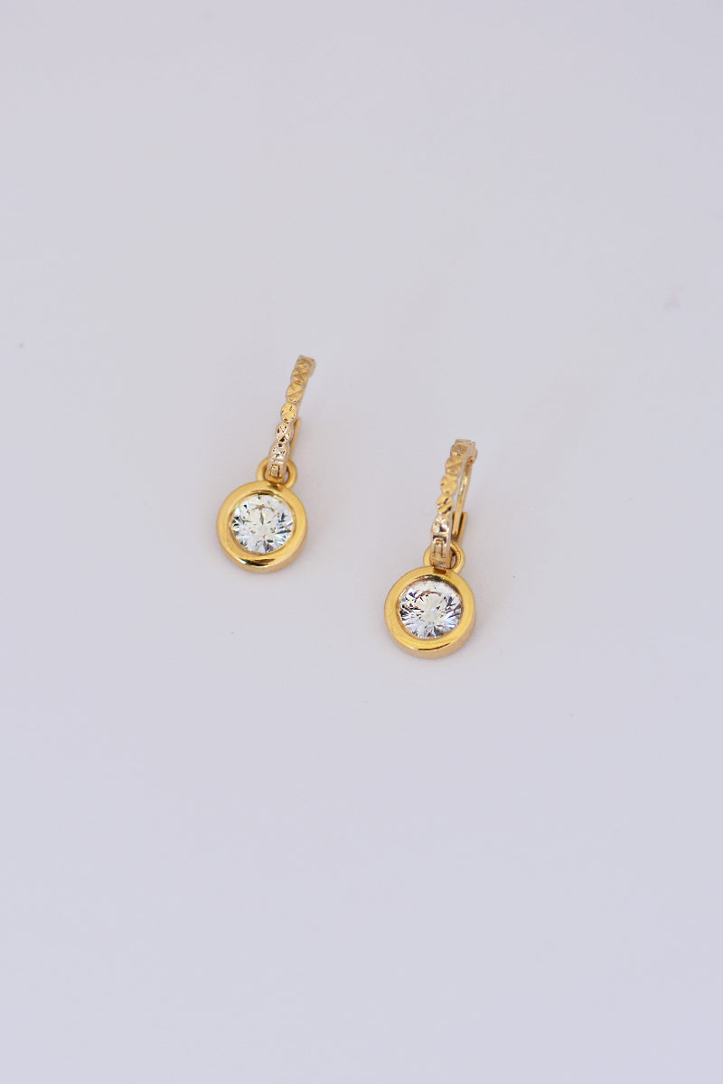 LIV EARRINGS / 0.6-CARAT BRILLIANT-CUT DIAMONDS charlotte-penman-2