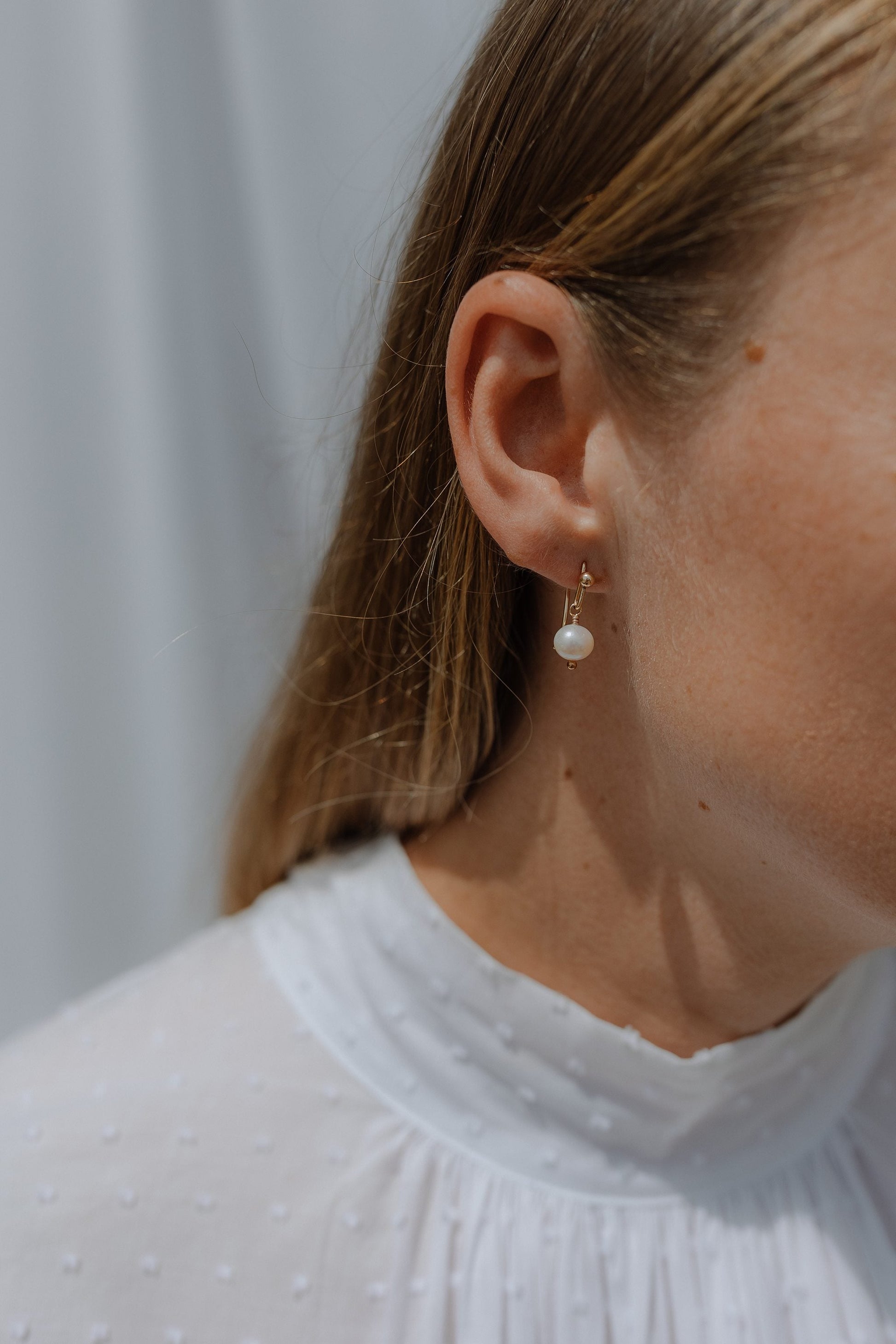 COCO PEARL DROP EARRINGS charlotte-penman-2