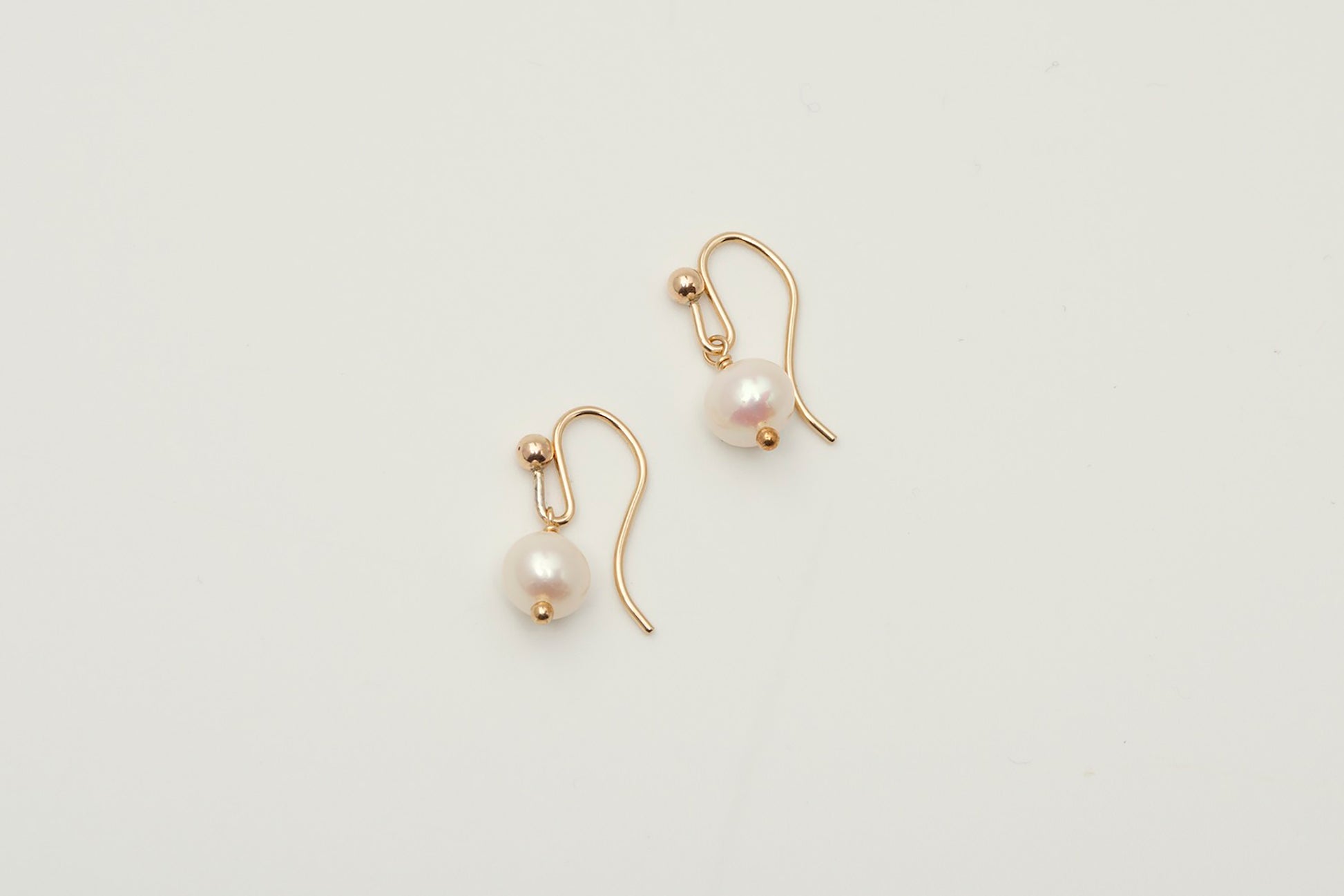 COCO PEARL DROP EARRINGS charlotte-penman-2