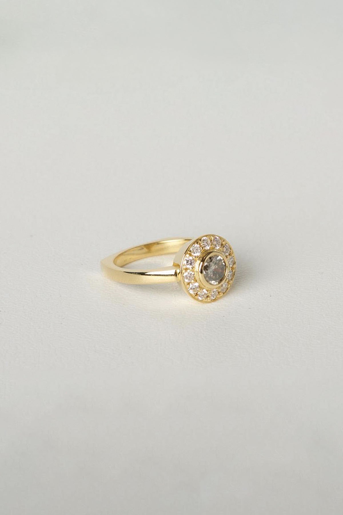 JOSIE ENGAGEMENT RING charlotte-penman-2