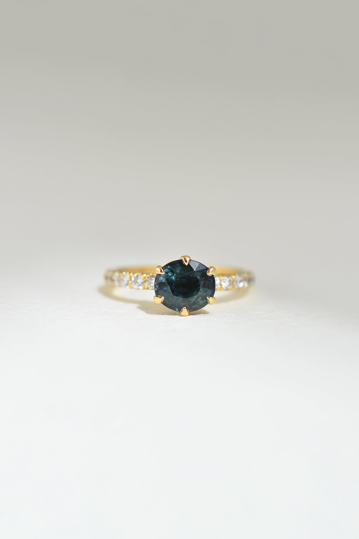 MAKU ENGAGEMENT RING charlotte-penman-2