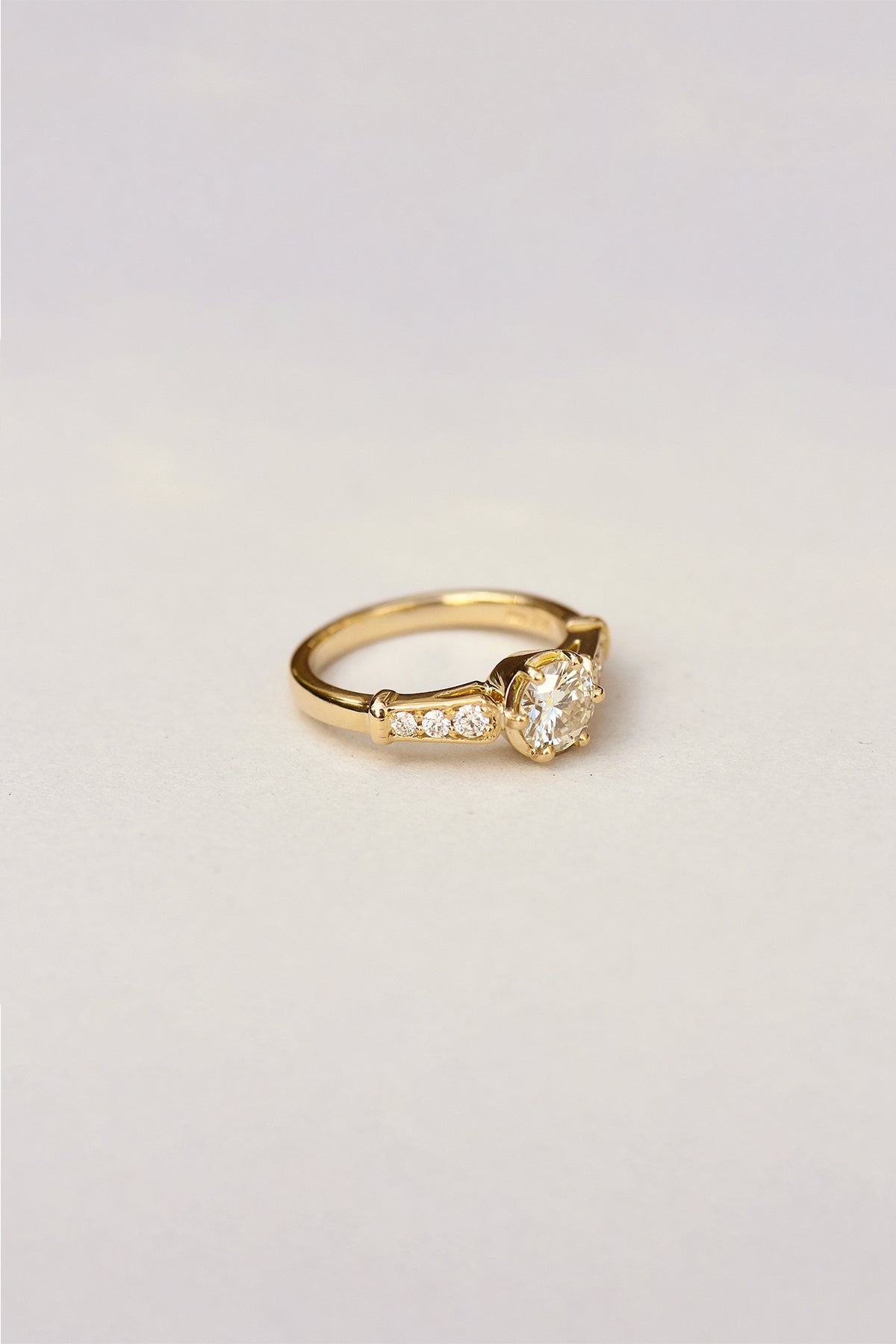 KATE ENGAGEMENT RING charlotte-penman-2