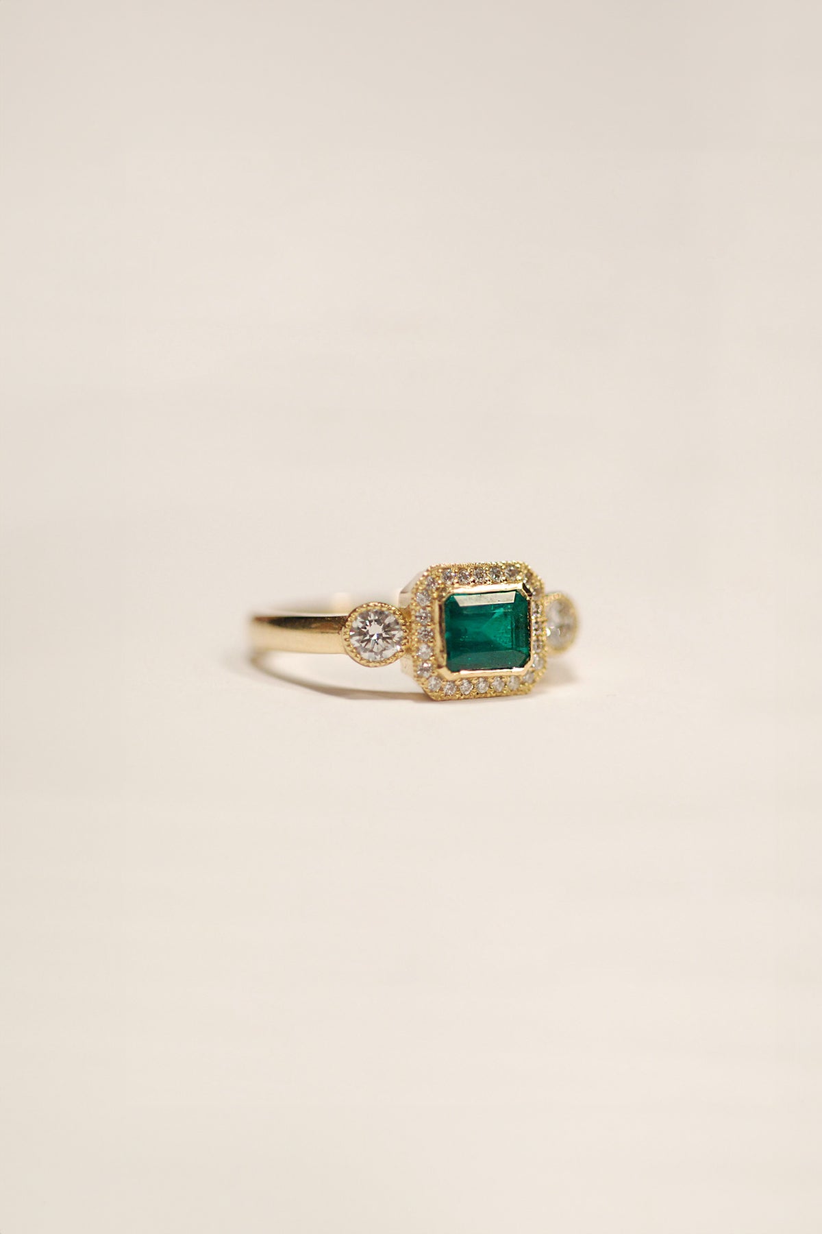 LAURA ENGAGEMENT RING charlotte-penman-2