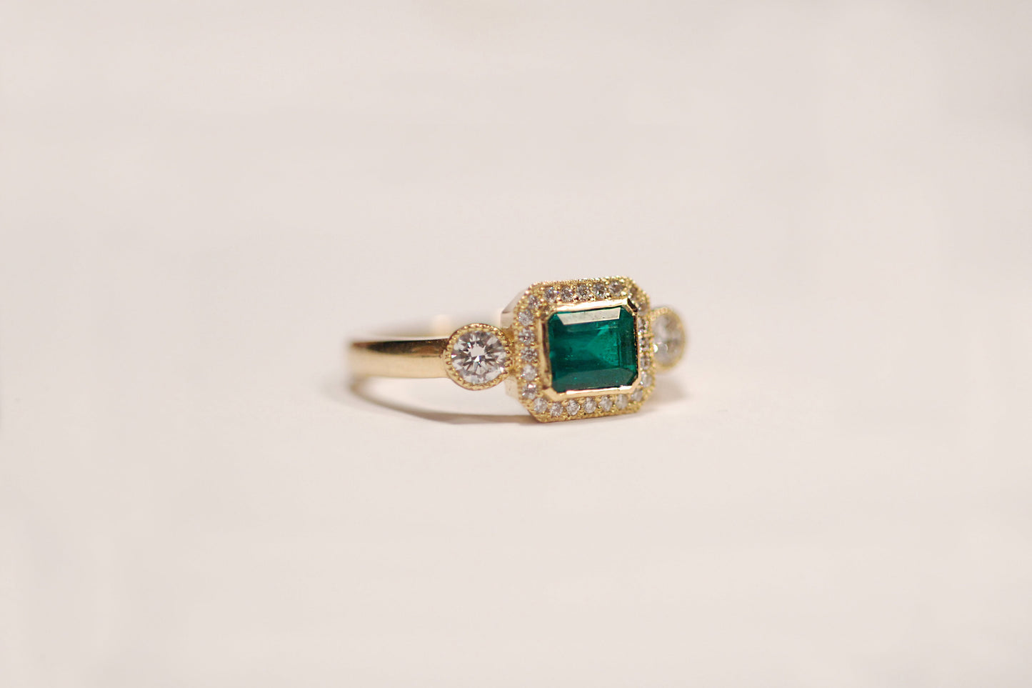 LAURA ENGAGEMENT RING charlotte-penman-2