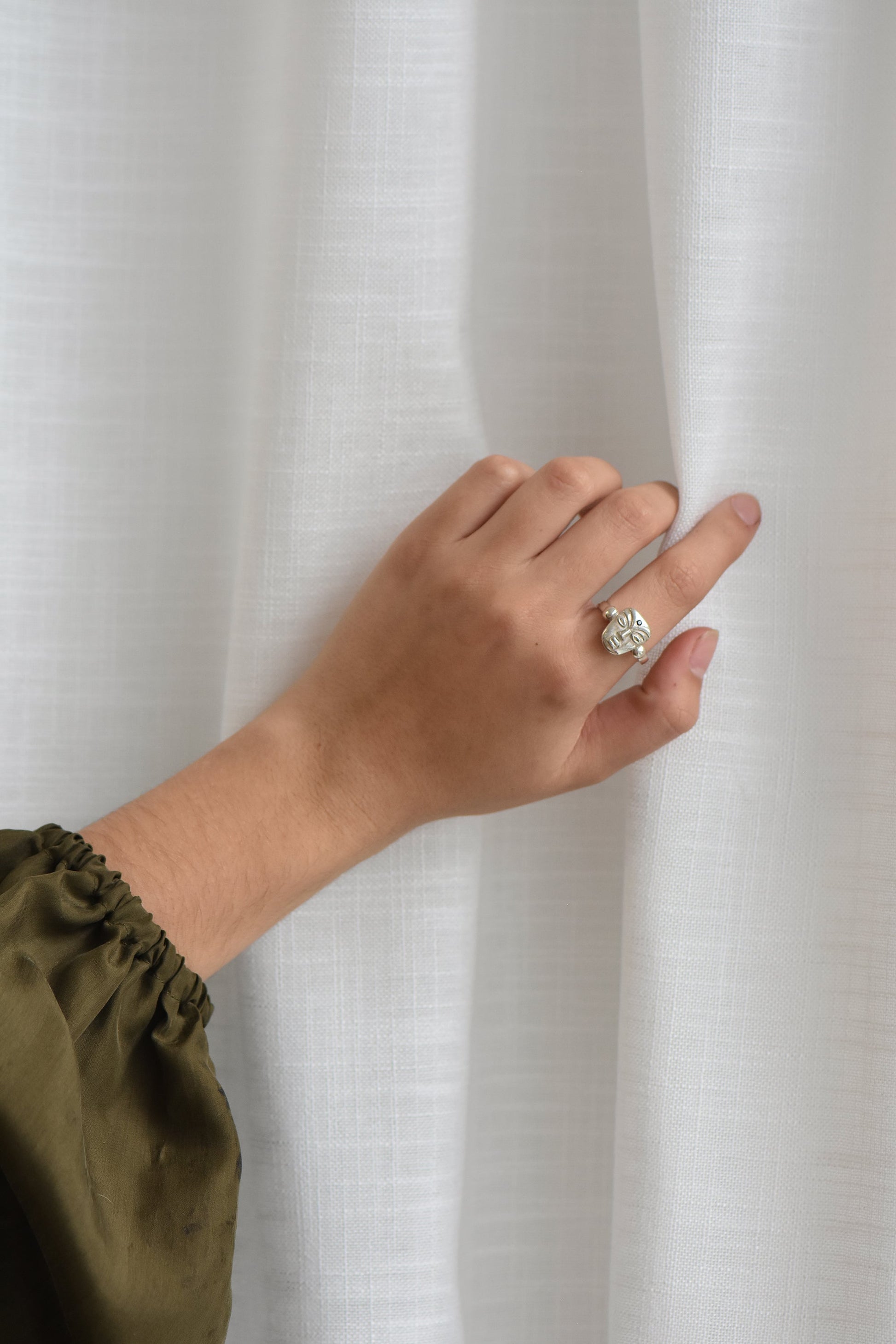 MATERNA RING charlotte-penman-2