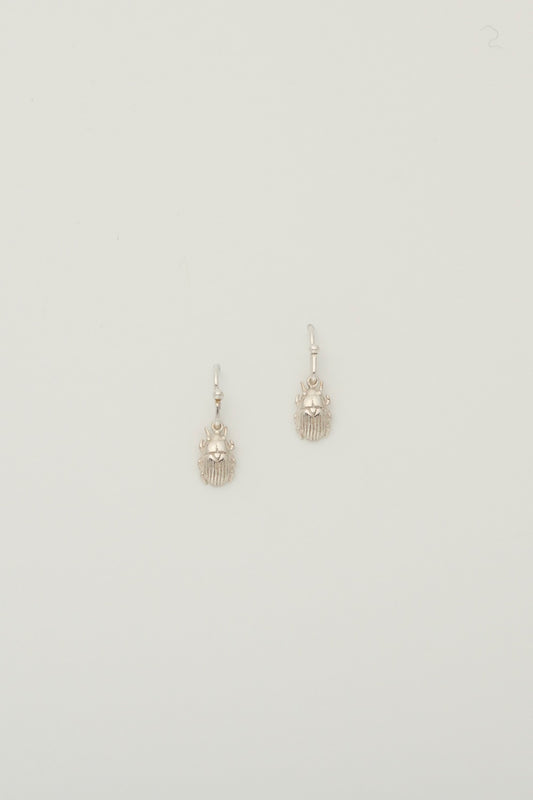 MINI SCARAB EARRINGS charlotte-penman-2