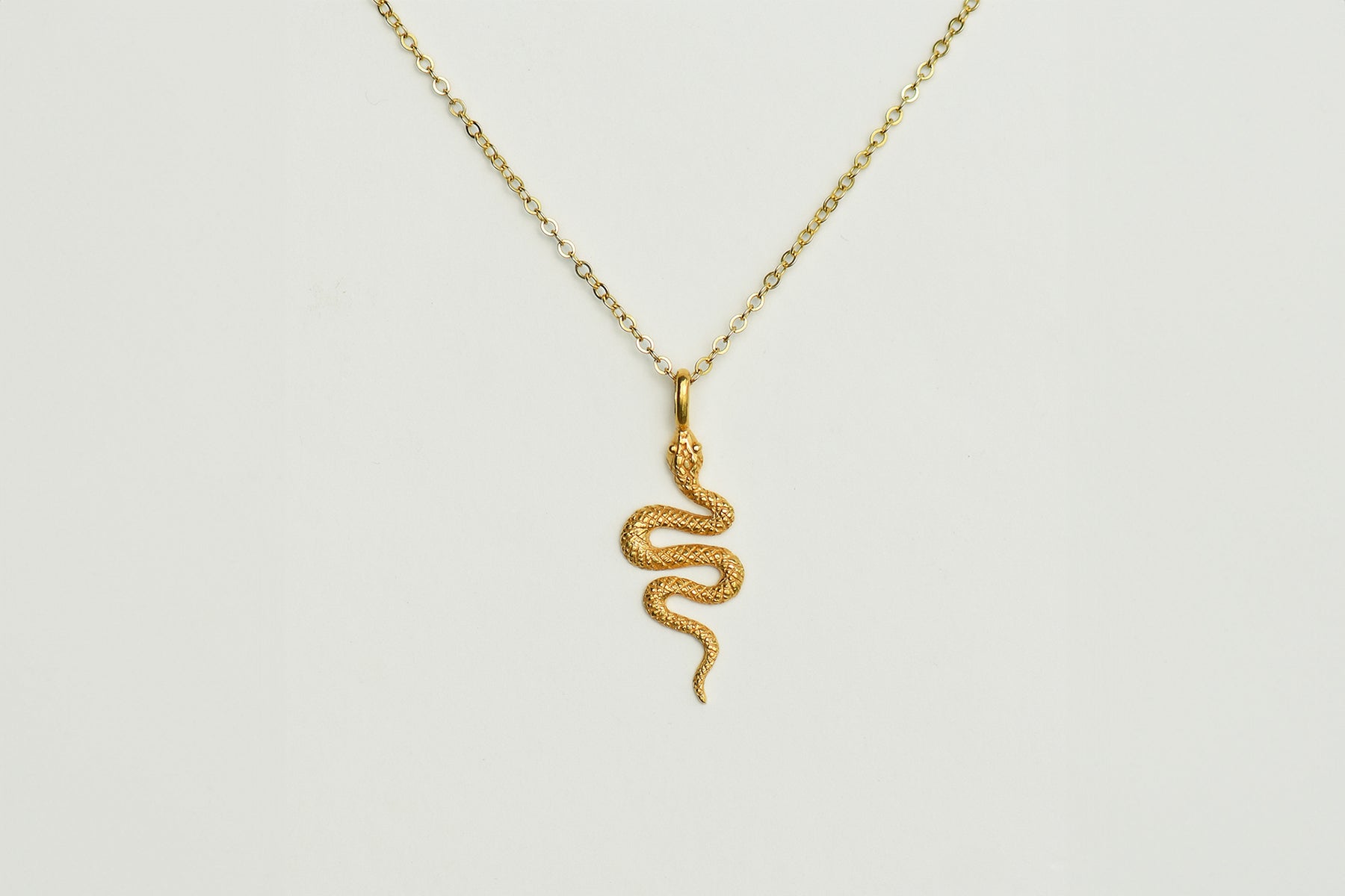 URAEUS NECKLACE charlotte-penman-2