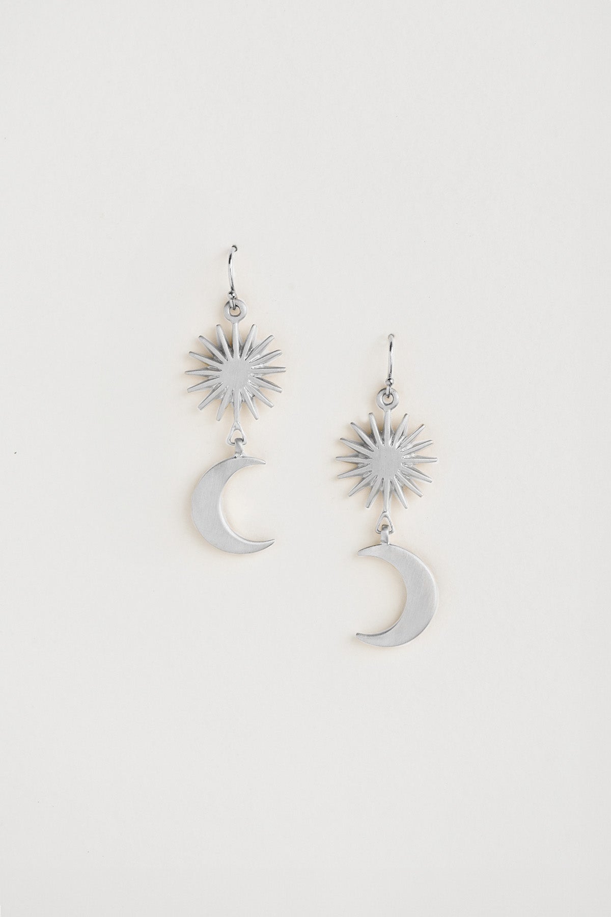 VICTORIOUS CHANDELIERS charlotte-penman-2