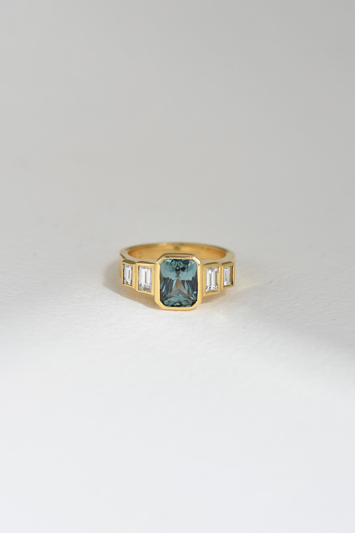 LEOLA & MATT ENGAGEMENT RING charlotte-penman-2
