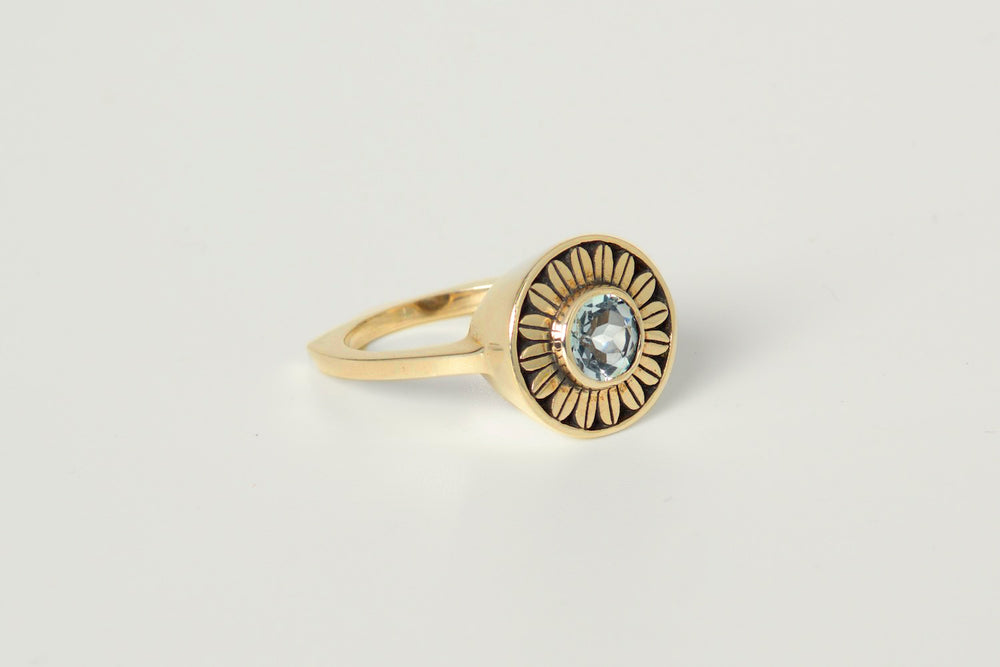 DAISY COCKTAIL RING | TOPAZ | GOLD