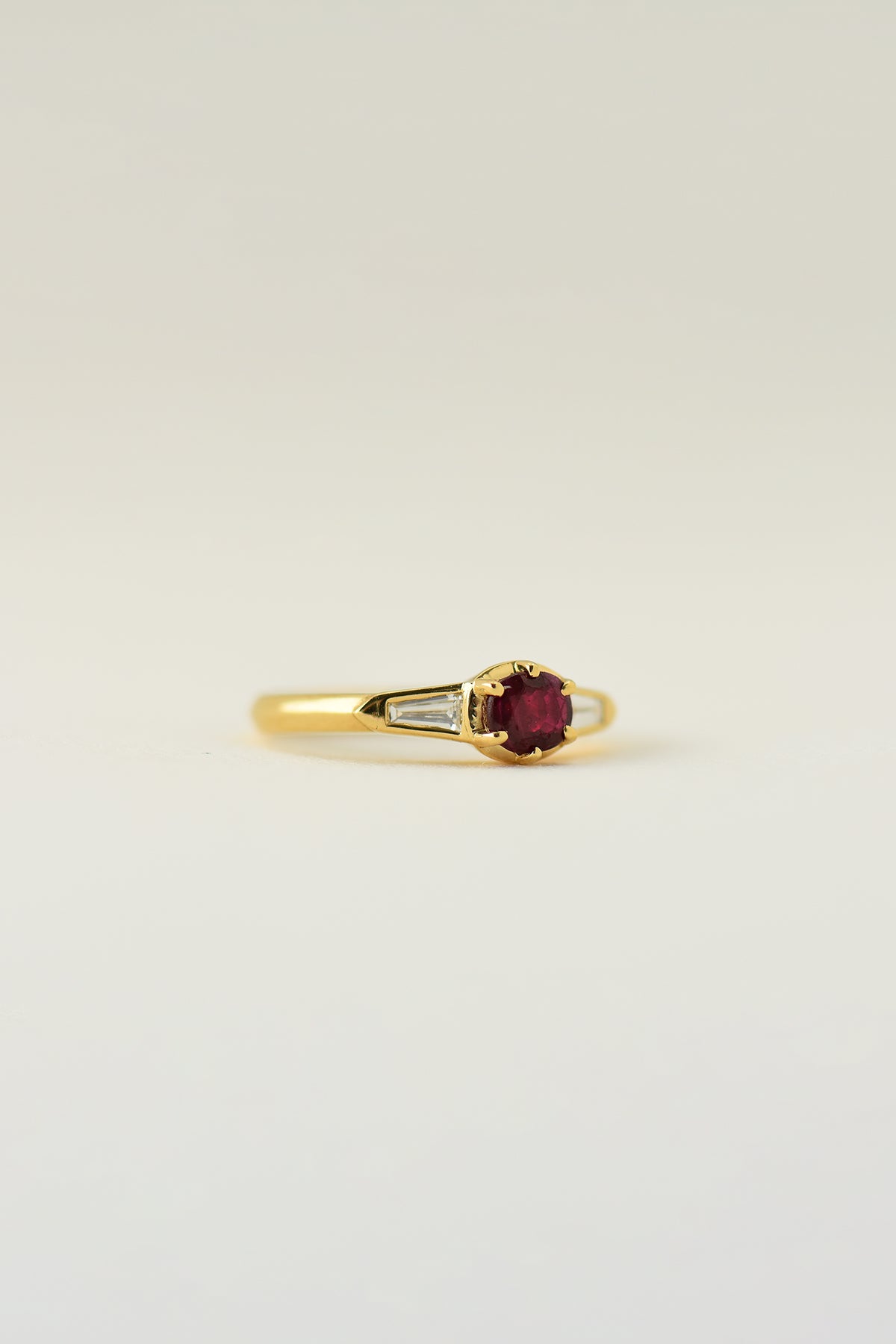 EMMA RING charlotte-penman-2
