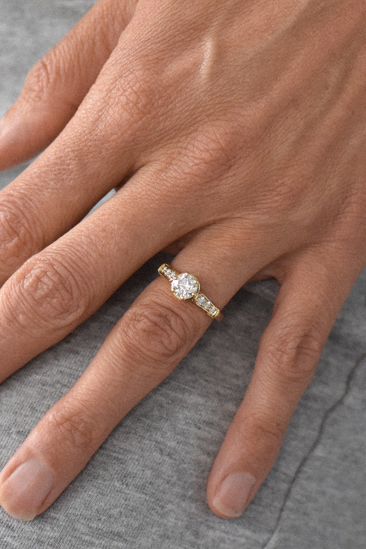 KATE ENGAGEMENT RING charlotte-penman-2