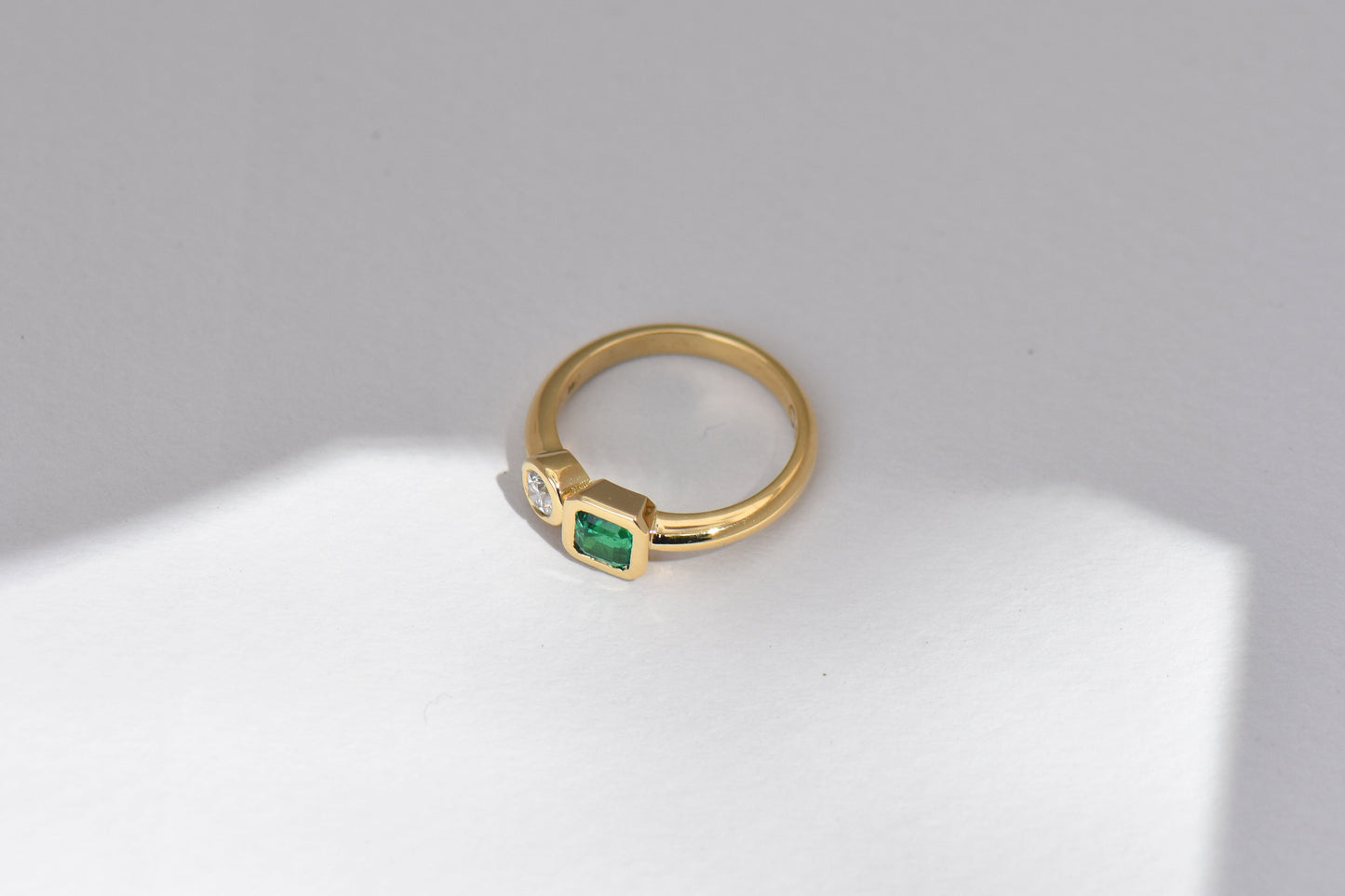 EMILY ENGAGEMENT RING charlotte-penman-2