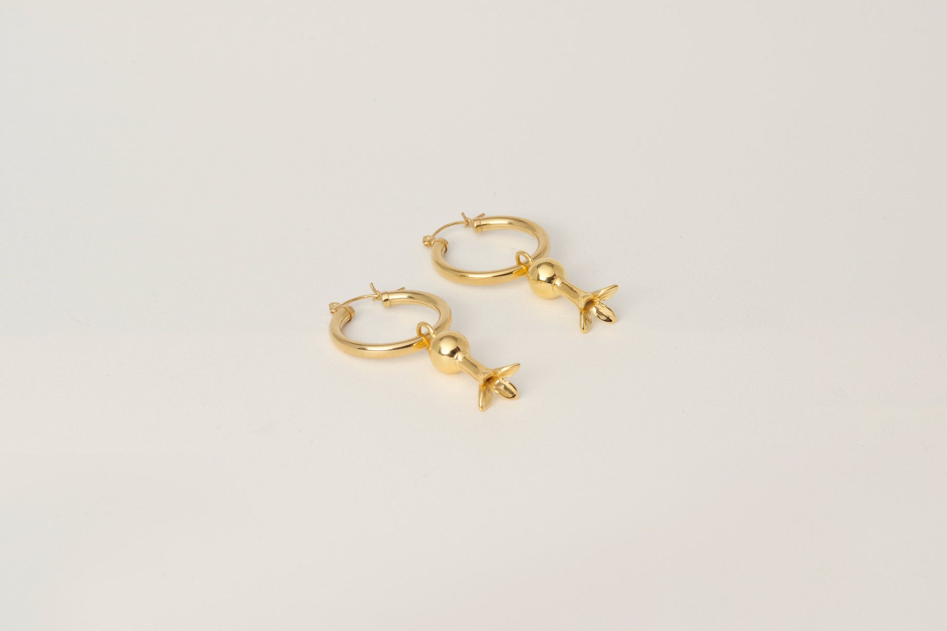 MADRE GRANADA HOOPS charlotte-penman-2