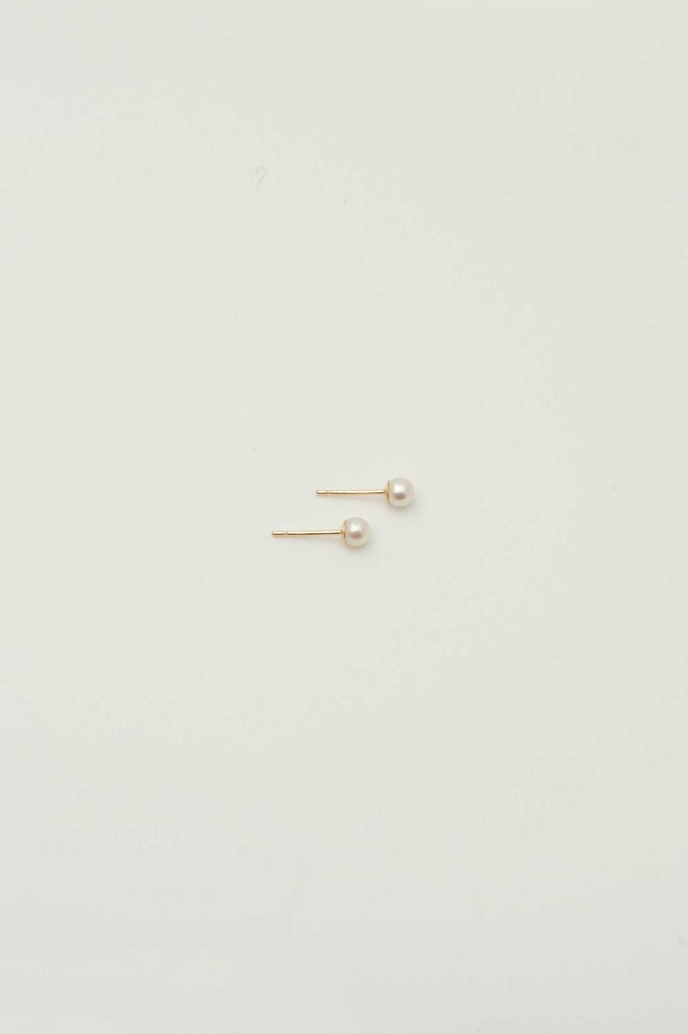 AKOYA STUDS charlotte-penman-2