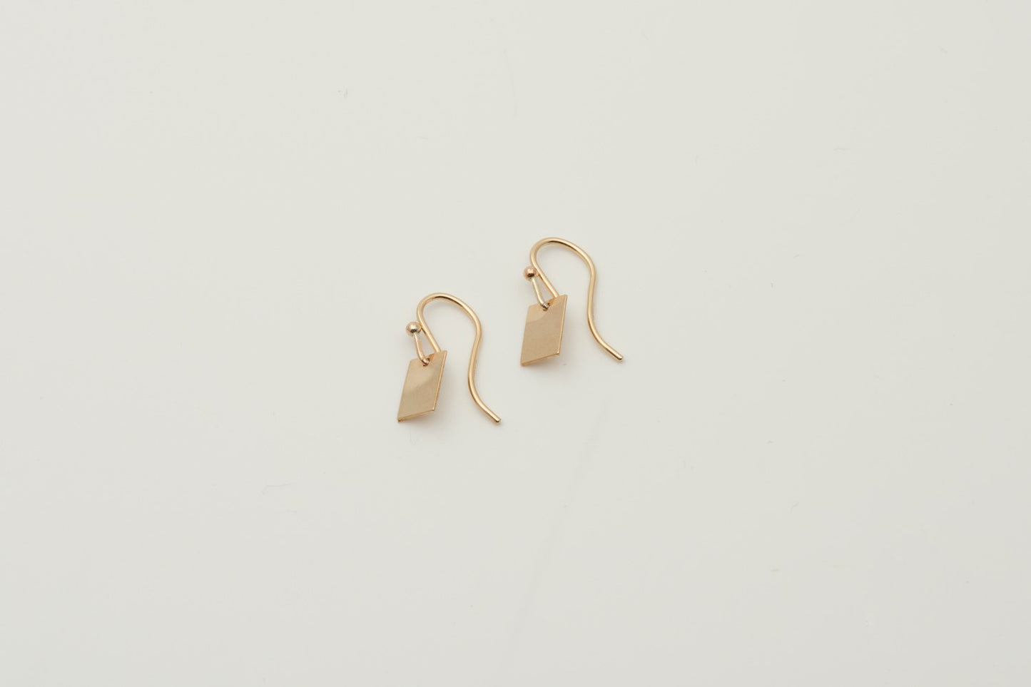 MOMENTO EARRINGS charlotte-penman-2