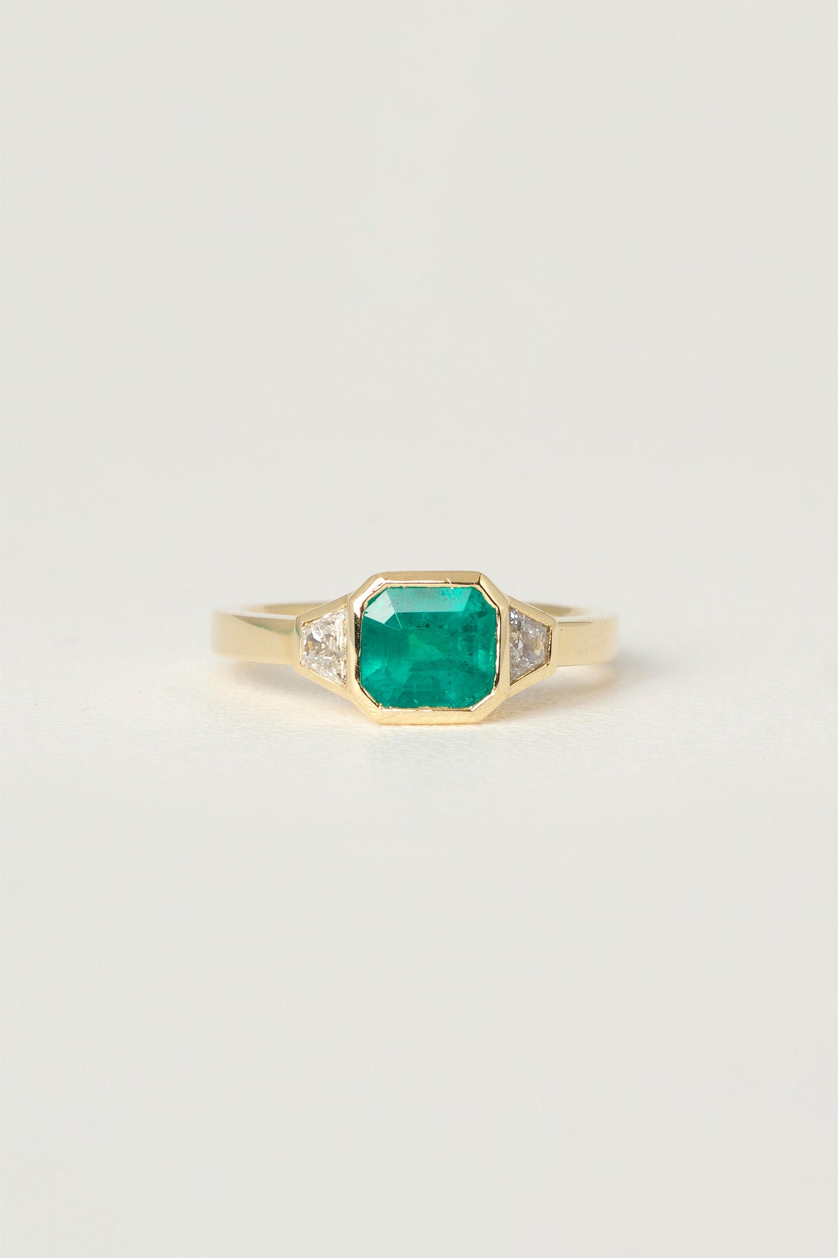 SONYA ENGAGEMENT RING charlotte-penman-2