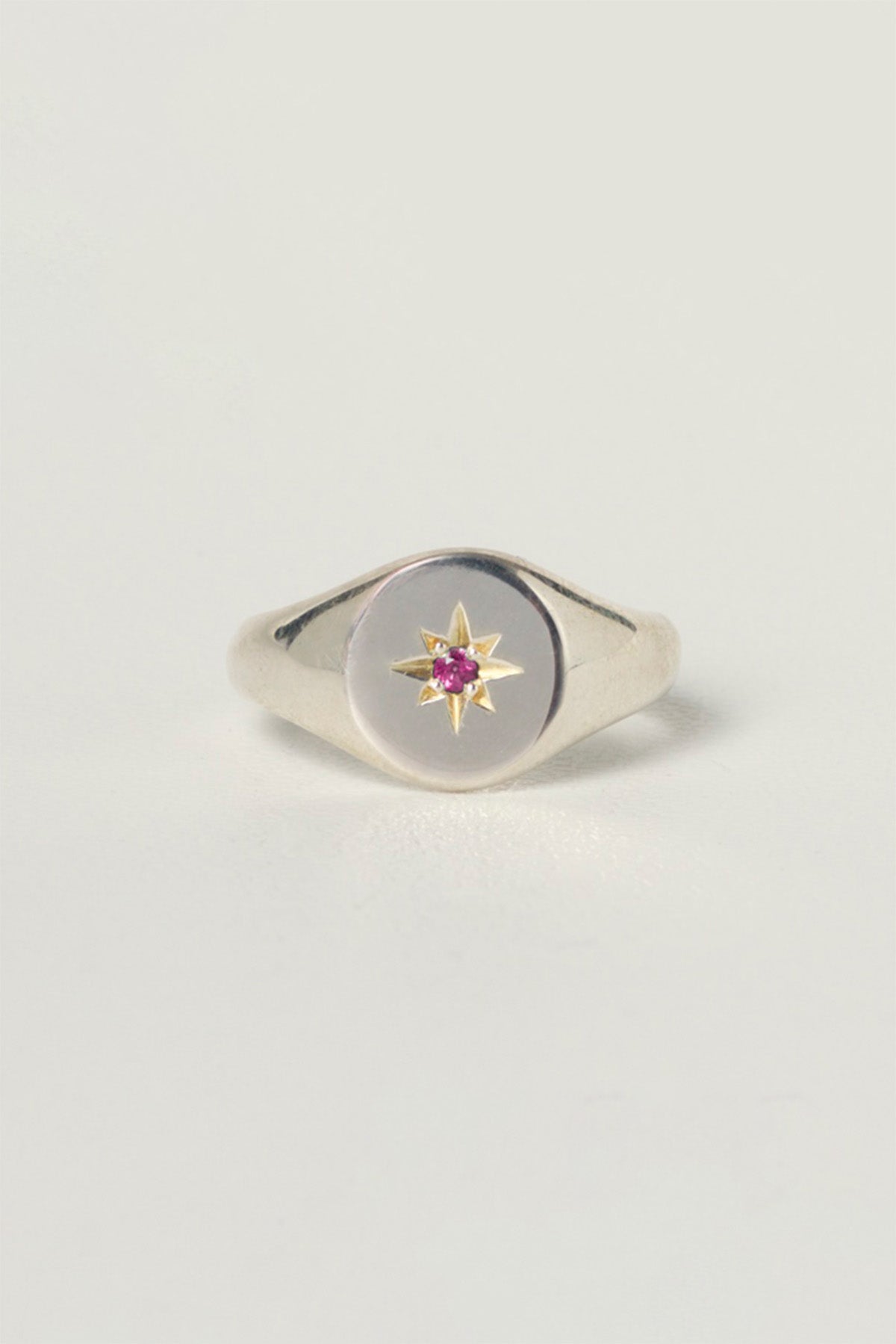 STELLA SIGNET RING charlotte-penman-2