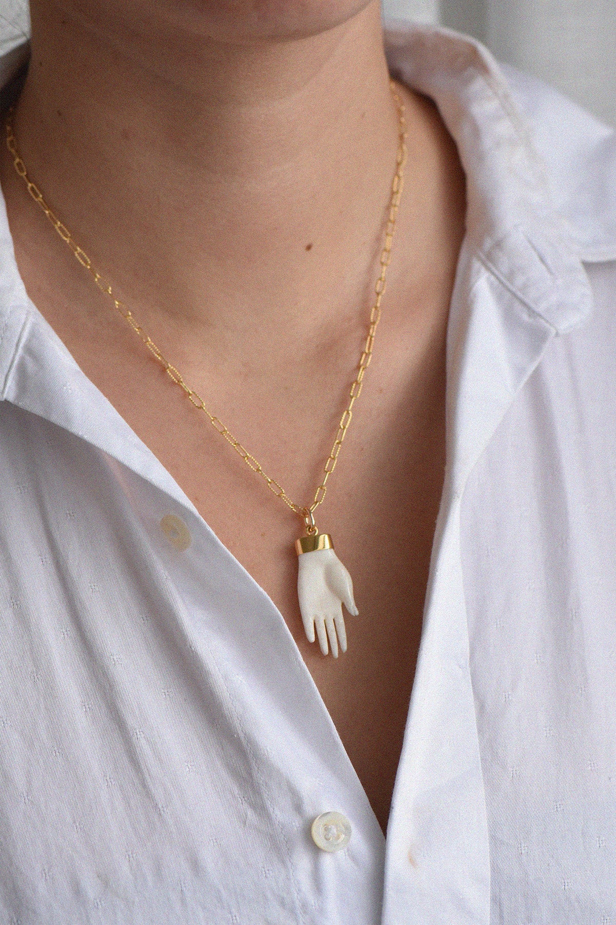 TOCAR FRIDA NECKLACE charlotte-penman-2