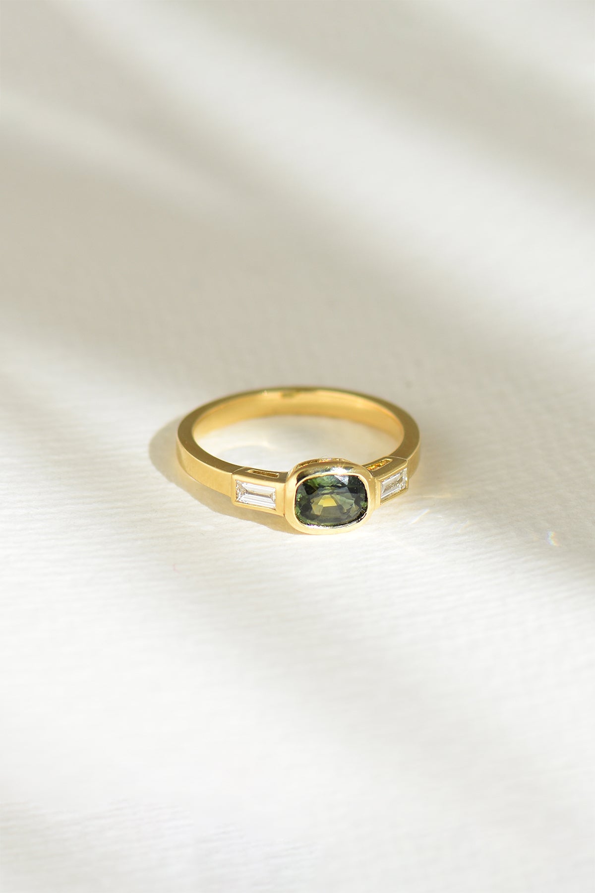 IMOGEN & THIAGO ENGAGEMENT RING charlotte-penman-2