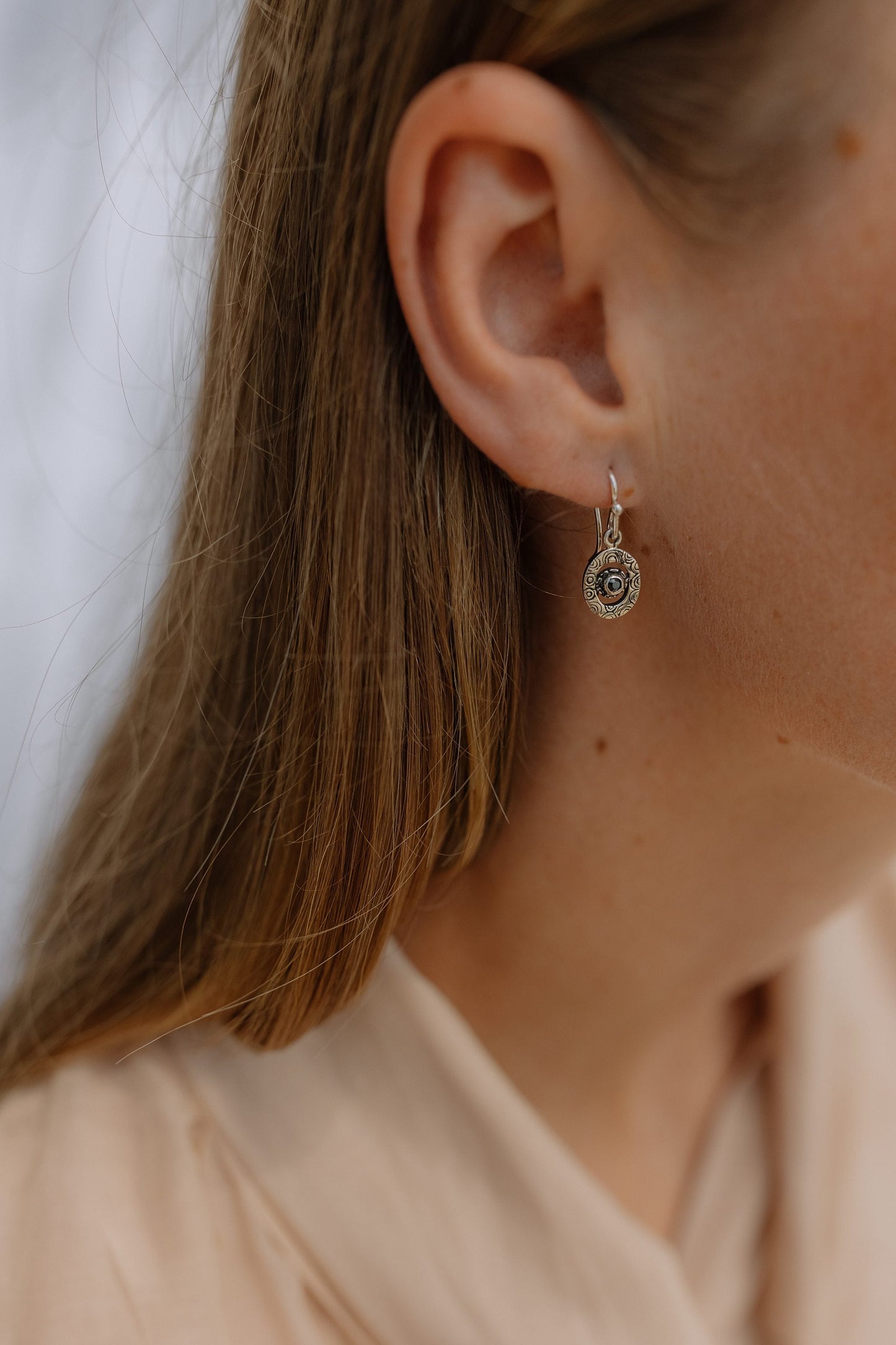 MINI ARTEMIS EARRINGS charlotte-penman-2
