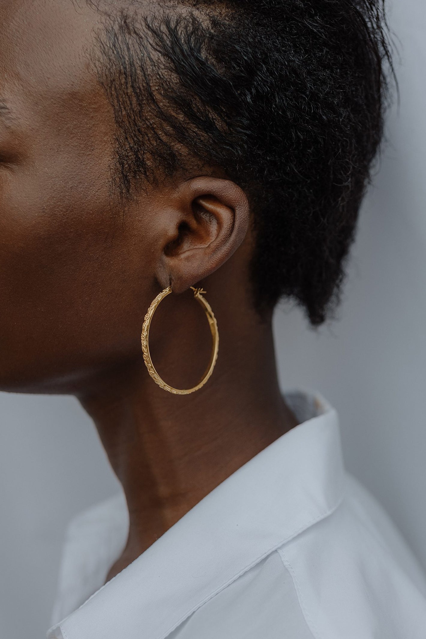 DAISY CHAIN HOOPS | MEDIUM charlotte-penman-2