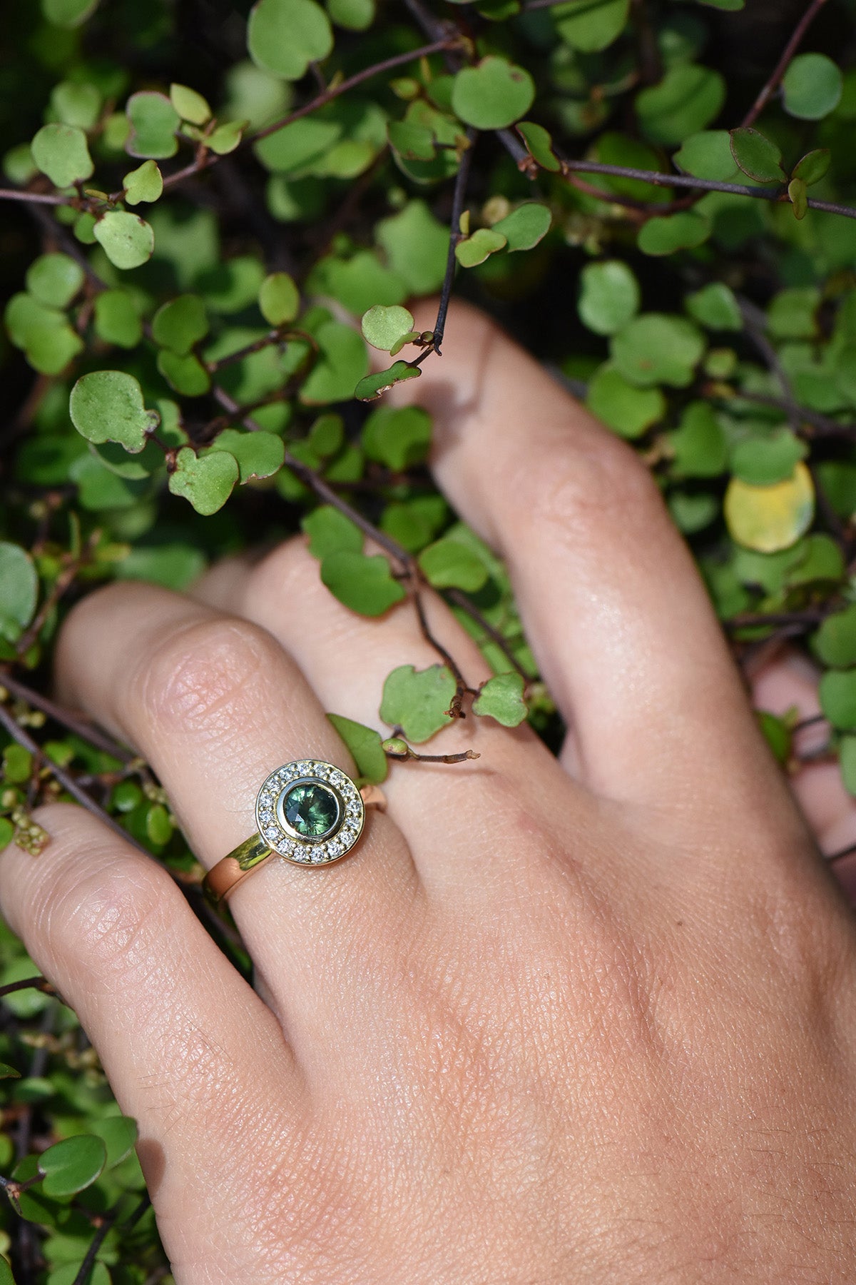 OLIVIA & REILLY ENGAGEMENT RING charlotte-penman-2