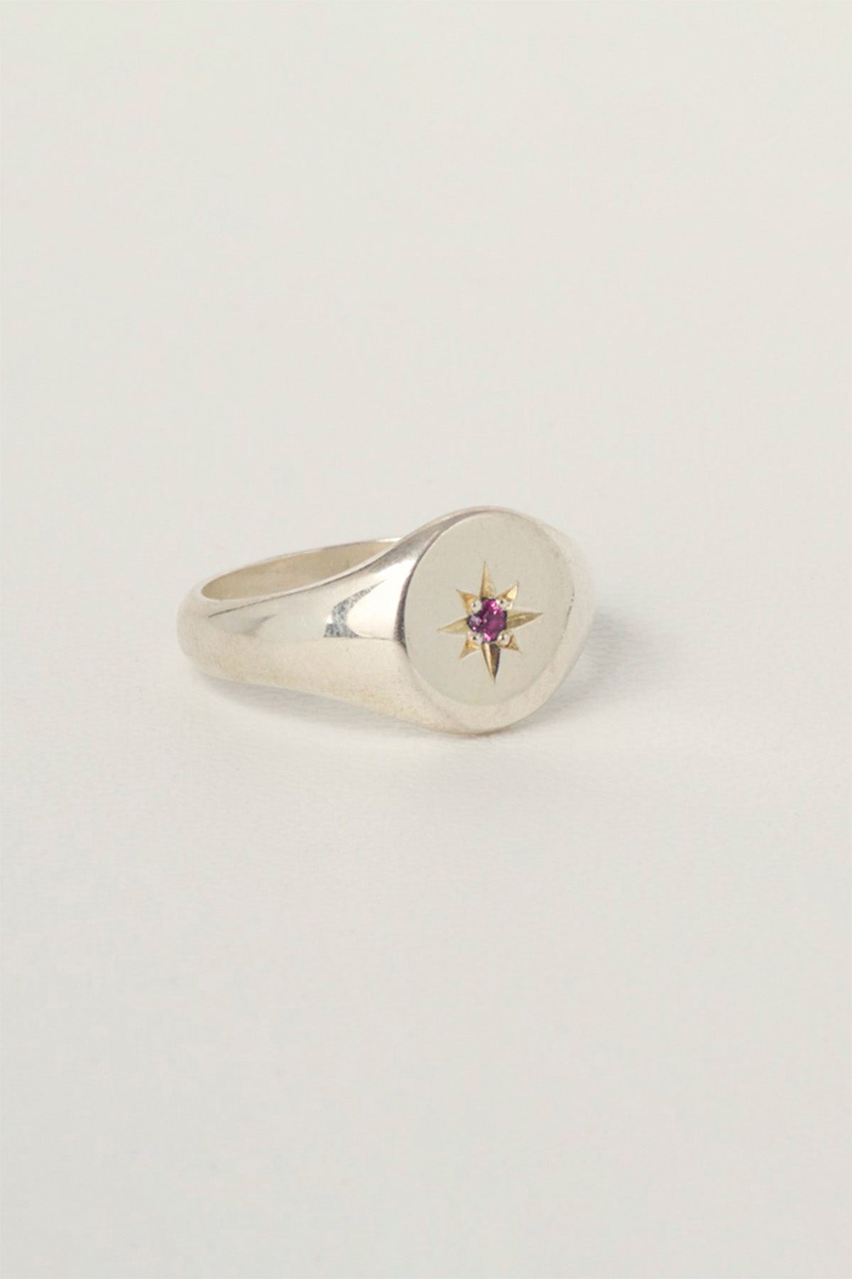 STELLA SIGNET RING charlotte-penman-2