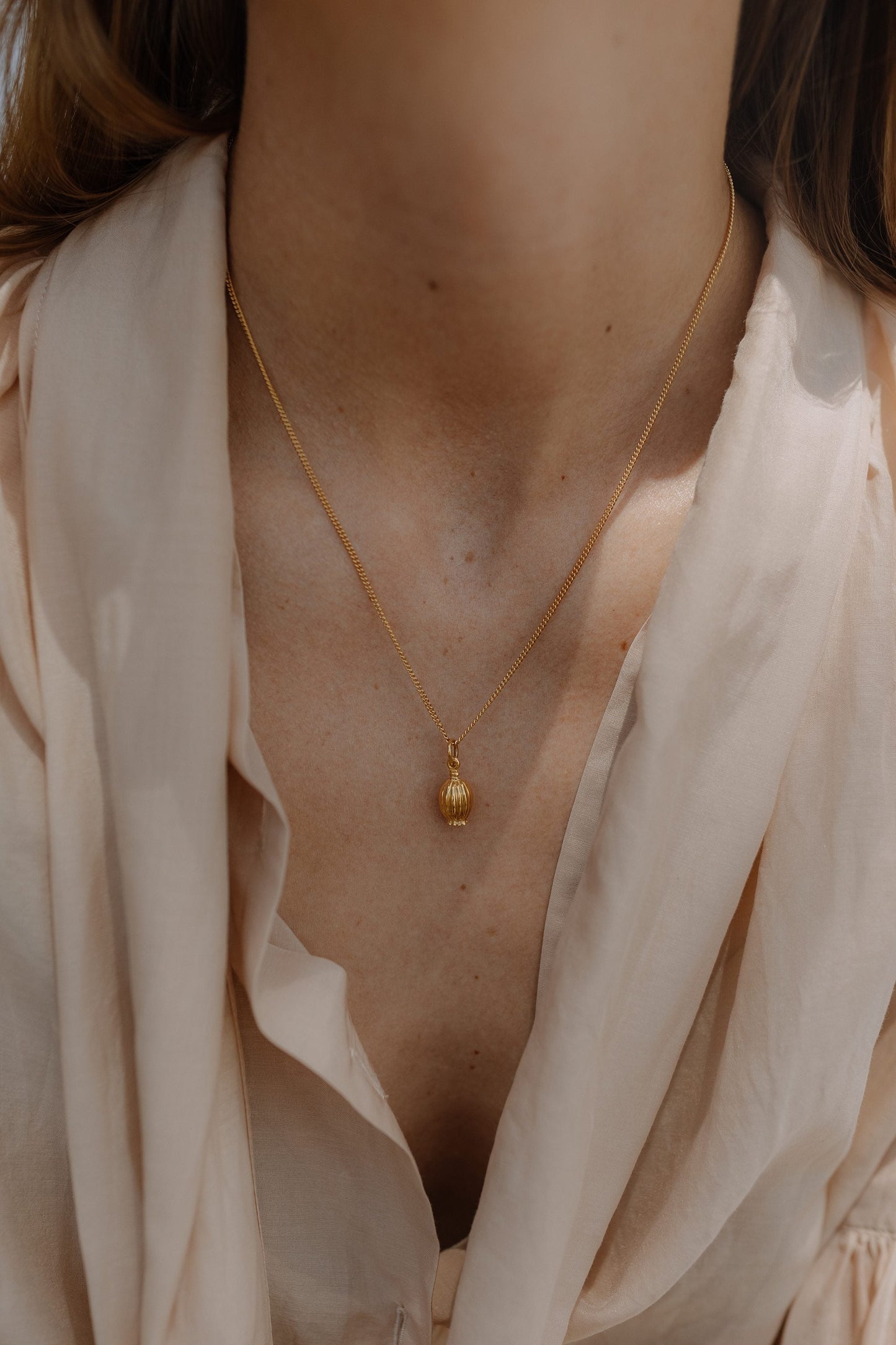 POD NECKLACE charlotte-penman-2