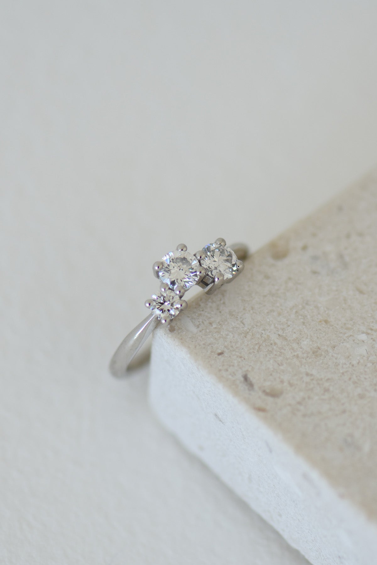 YUKIE & LUKE ENGAGEMENT RING charlotte-penman-2