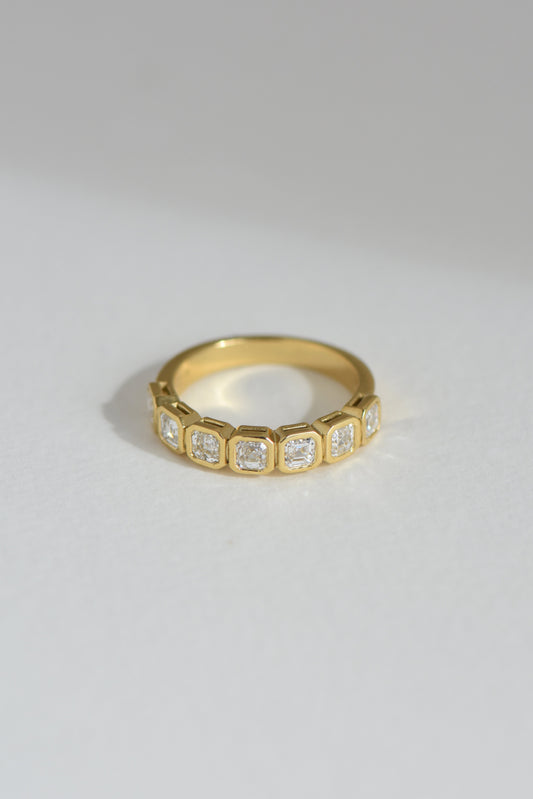 ASSCHER DIAMOND WEDDING RING charlotte-penman-2