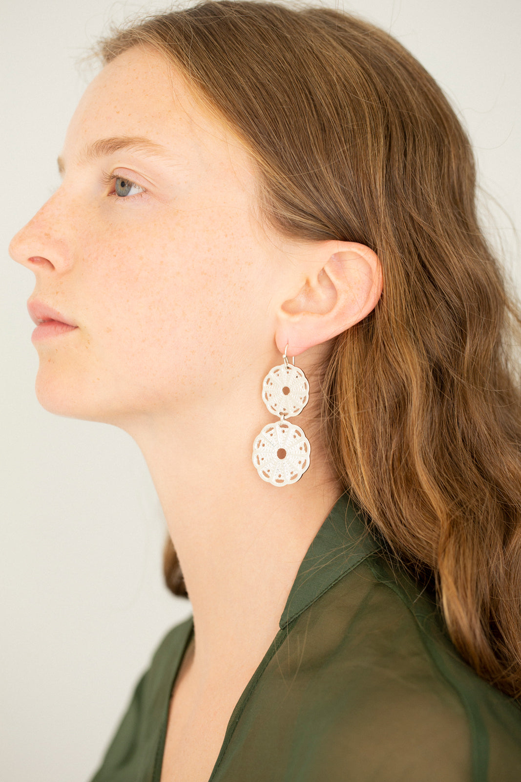 WILD DISK CHANDELIERS charlotte-penman-2