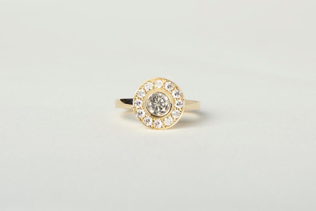 JOSIE ENGAGEMENT RING charlotte-penman-2