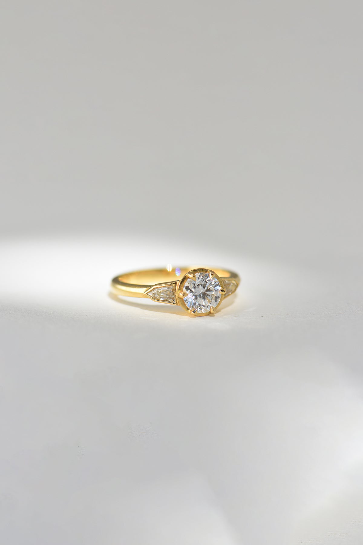 ELIZABETH ENGAGEMENT RING charlotte-penman-2