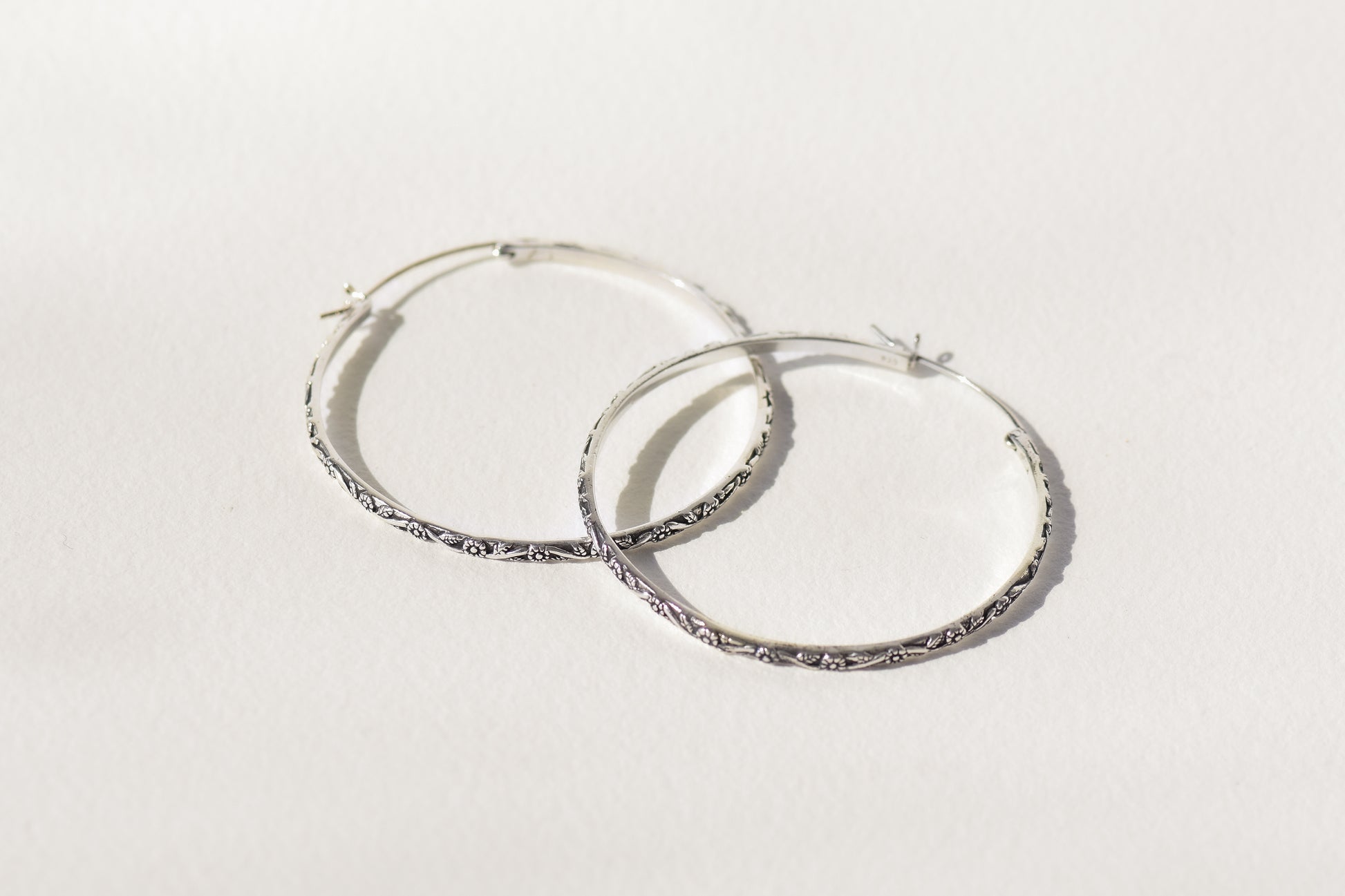 DAISY CHAIN HOOPS | LARGE charlotte-penman-2