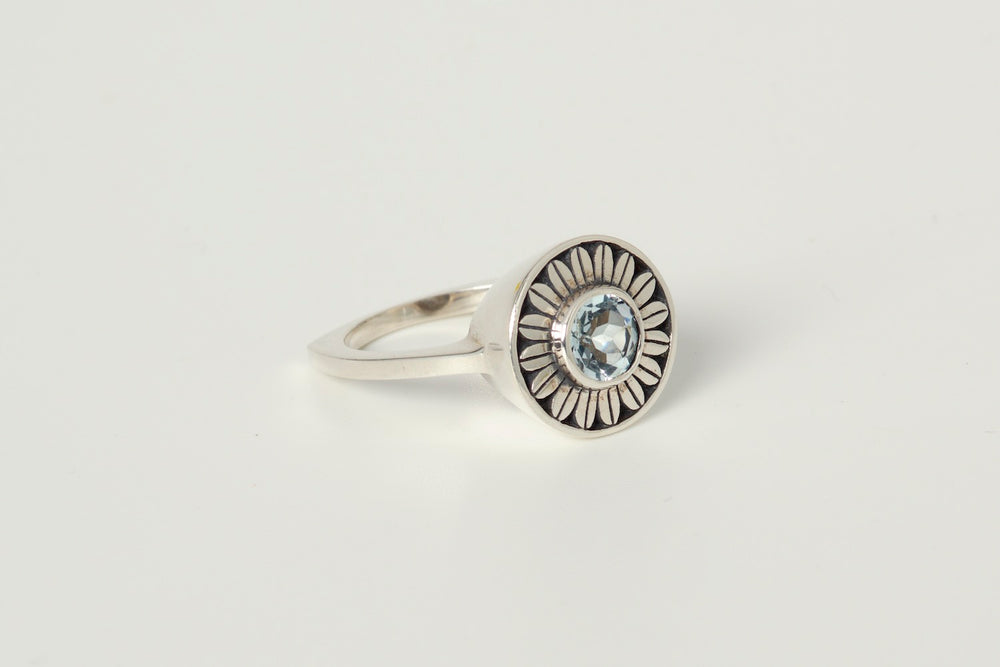 DAISY COCKTAIL RING | TOPAZ | SILVER