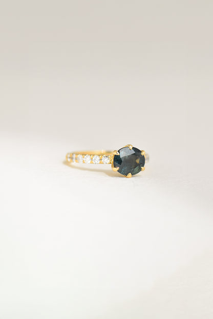 MAKU ENGAGEMENT RING