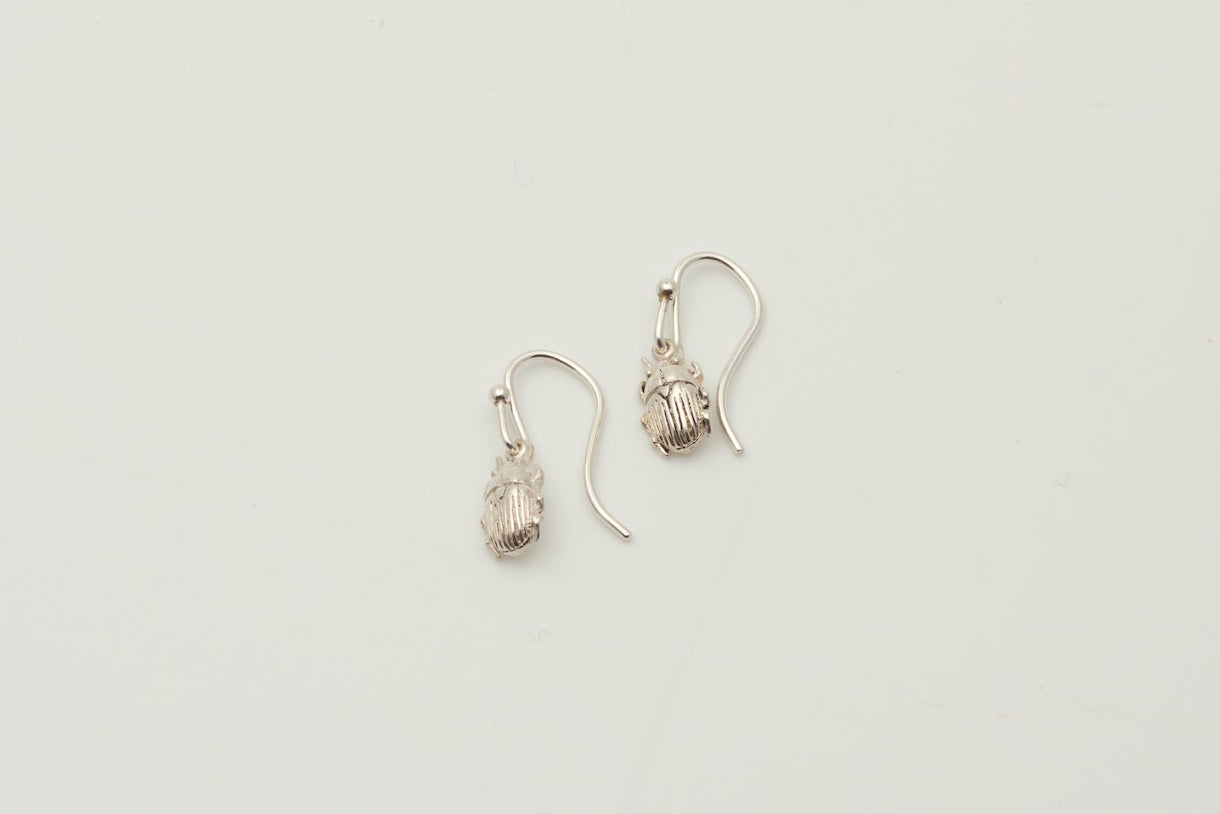 MINI SCARAB EARRINGS charlotte-penman-2