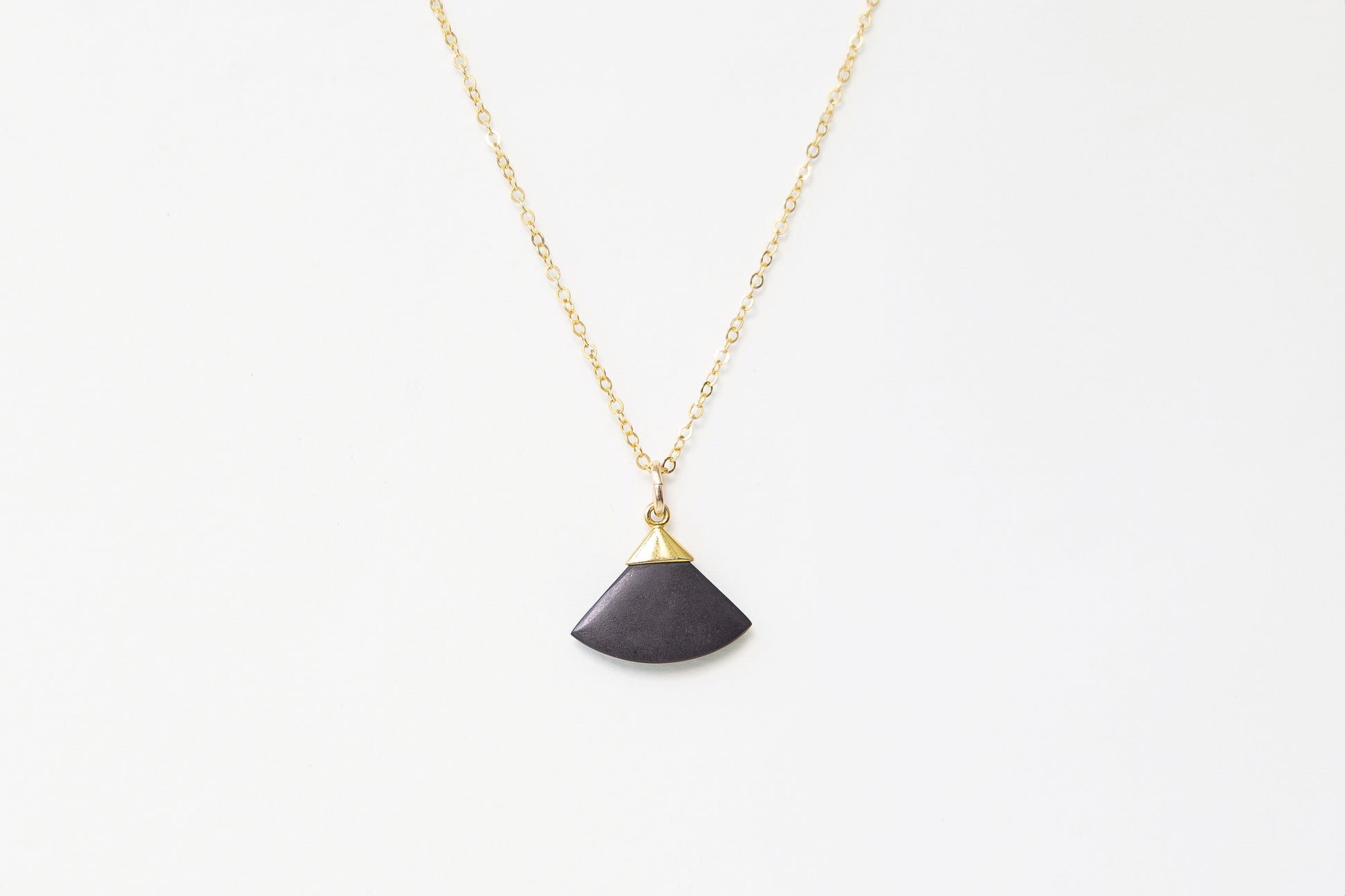 PIWAKAWAKA NECKLACE charlotte-penman-2