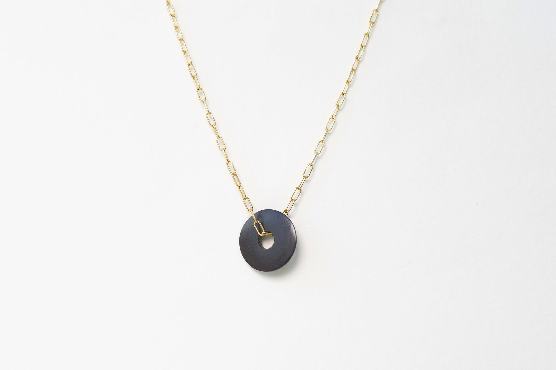POROHITA NECKLACE charlotte-penman-2