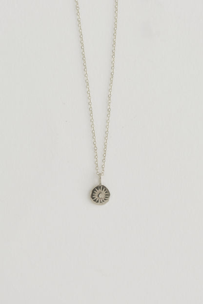 MINI DAYLIGHT NECKLACE charlotte-penman-2