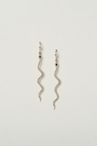 KAU EARRINGS charlotte-penman-2