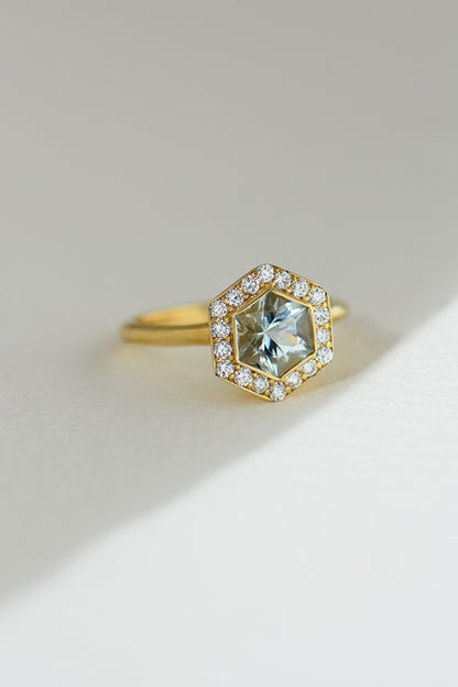 ULIA RING | AQUAMARINE & DIAMOND