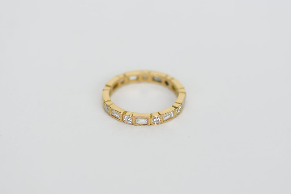 MEAGHAN | ETERNITY BAND | DIAMONDS | GOLD