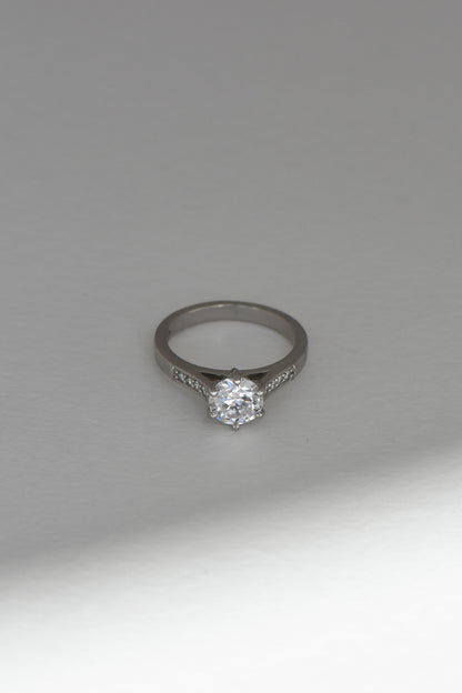 ANNABELLE & JOE ENGAGEMENT RING charlotte-penman-2