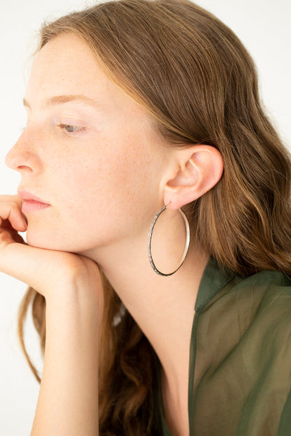 DAISY CHAIN HOOPS | LARGE charlotte-penman-2